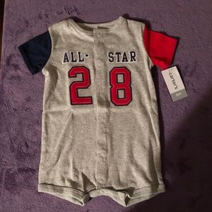 Carter's NWT Baby boy romper, 6 mo ALL STAR 28